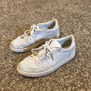 Wmns Air Jordan 1 Low NS 'Triple
White'